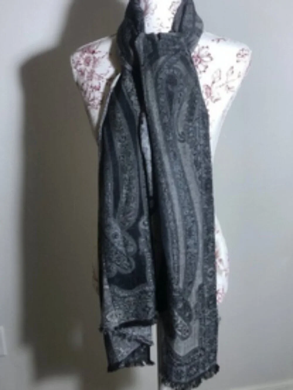 Wrap Yourself in Elegance: Black & Silver Paisley Patterned Scarf/Shawl